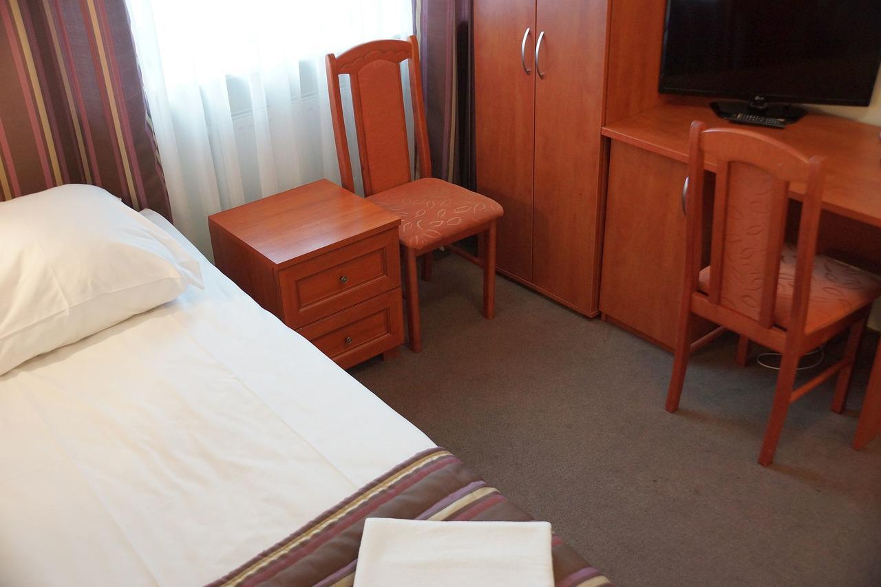 Hotel Bosir Μπιάλιστοκ Εξωτερικό φωτογραφία
